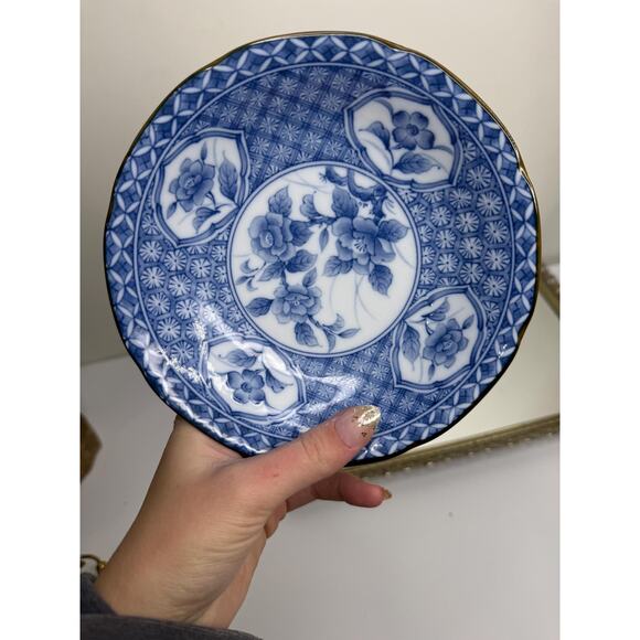 Vintage Takahashi San Francisco Porcelain Chinoiserie Bowl and Metal Stand - Picture 8 of 9